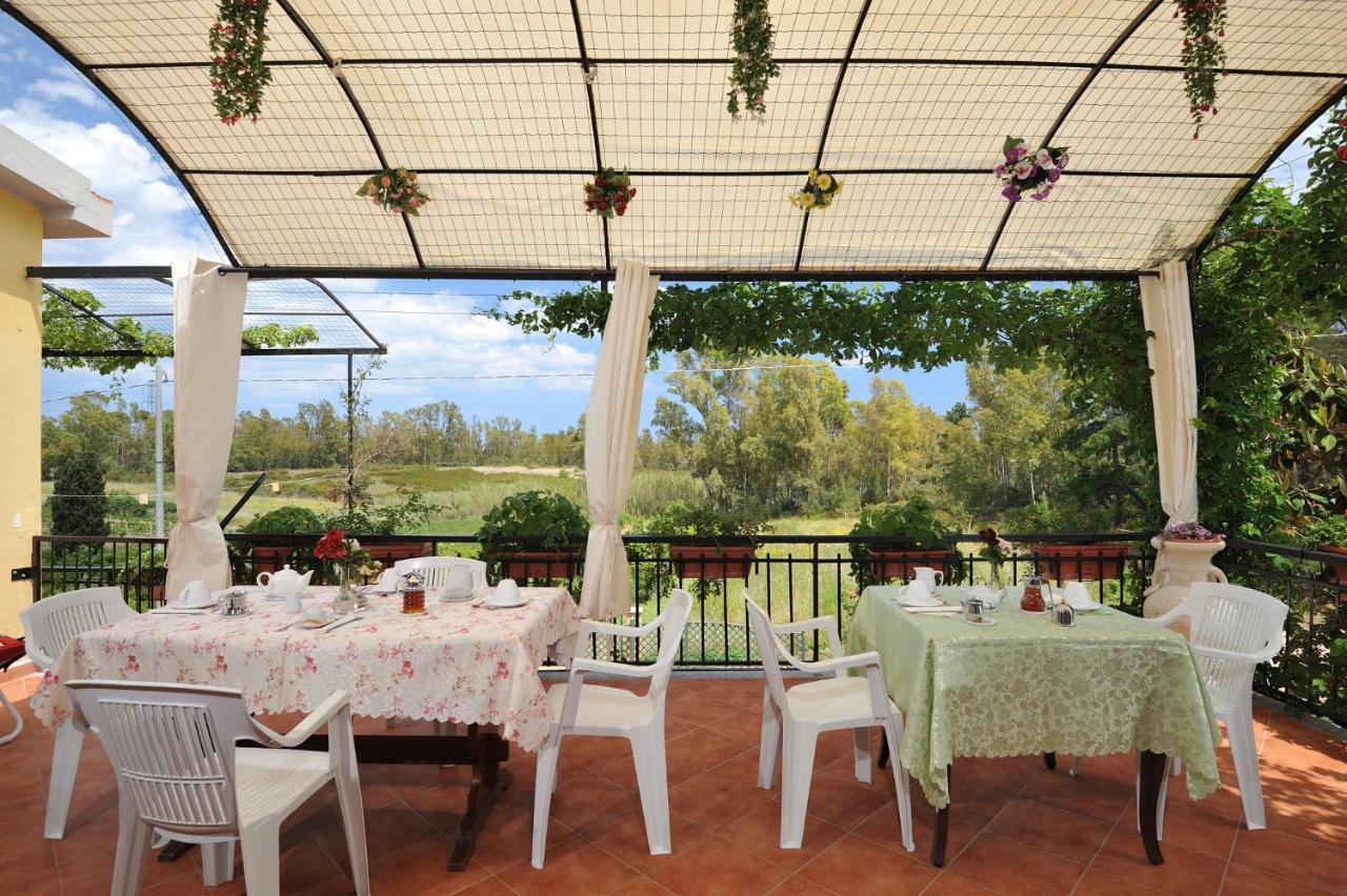 B&B Is Murdegus Tortolì Exterior foto